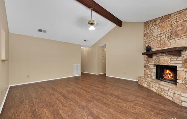 rental at 6427  Ridge Place in San Antonio, TX — photo 3