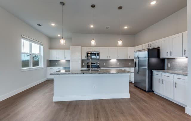 rental at 330 E Carson Unit 2301 in San Antonio, TX — photo 4