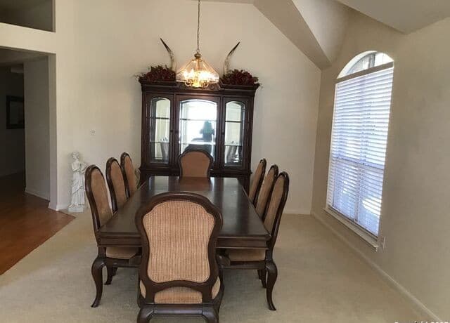 rental at 9615  Rocksprings in San Antonio, TX — photo 3
