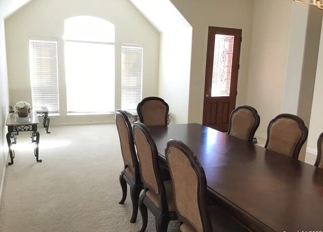 rental at 9615  Rocksprings in San Antonio, TX — photo 5