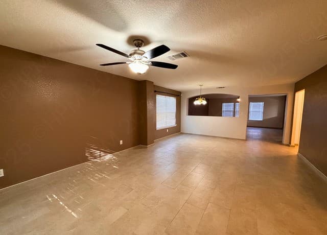 rental at 3405  Whisper Haven in Schertz, TX — photo 3