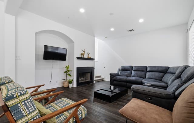 rental at 52  Greens Shade in San Antonio, TX — photo 3