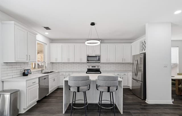 rental at 52  Greens Shade in San Antonio, TX — photo 5