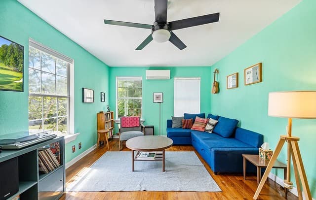 rental at 513 W Rosewood Ave in San Antonio, TX — photo 5