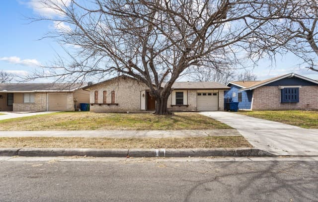 rental at 4718  Casa Oro St in San Antonio, TX — photo 1