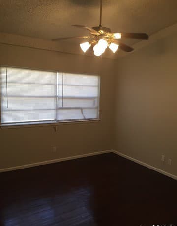 rental at 7923  Donore Pl Unit 16 in San Antonio, TX — photo 4