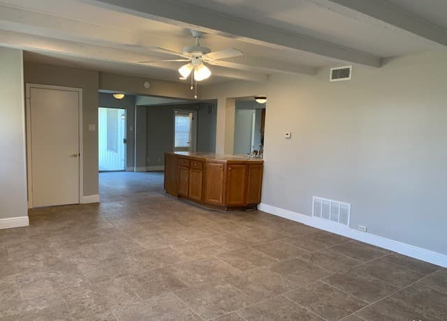 rental at 127  Summertime in San Antonio, TX — photo 4