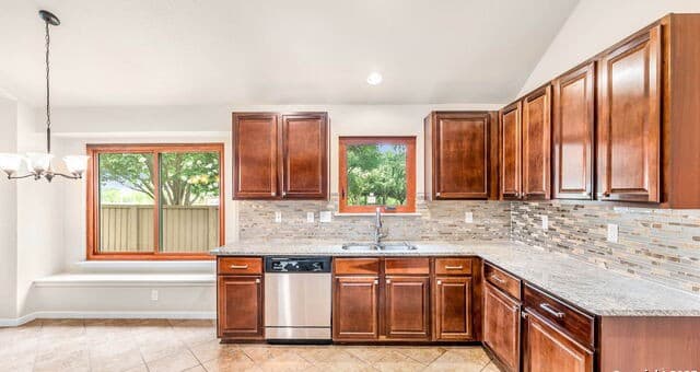 rental at 7951  Brinson in Converse, TX — photo 3
