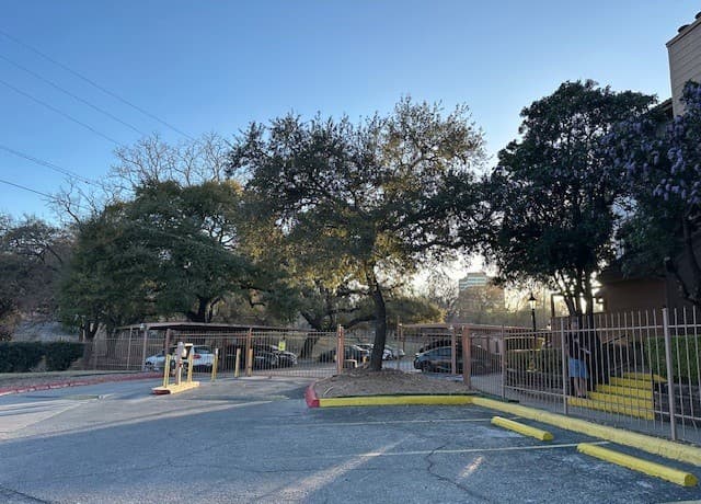 rental at 4107  Medical Dr Unit 1203 in San Antonio, TX — photo 2