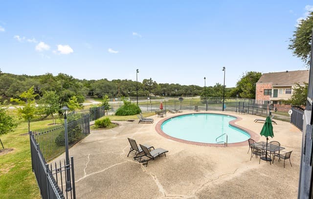 rental at 11610  Vance Jackson Unit 864 in San Antonio, TX — photo 2
