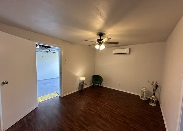 rental at 1619  Nolan Unit B in San Antonio, TX — photo 5
