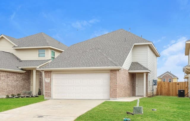 rental at 5114  Jade Crossing in San Antonio TX