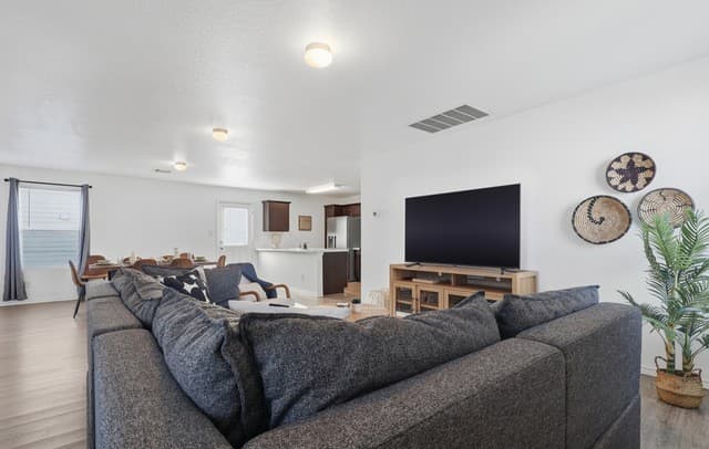 rental at 5938  Autumn Palms in San Antonio, TX — photo 2