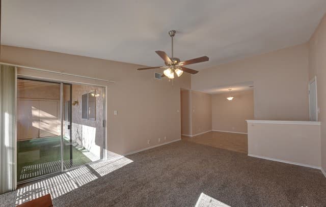 rental at 1431  Loma Alto Rd Unit 4 in San Antonio, TX — photo 4