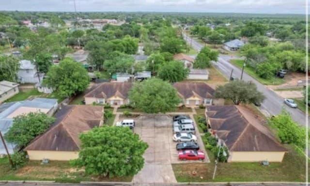 rental at 622 S Oak in Pearsall TX