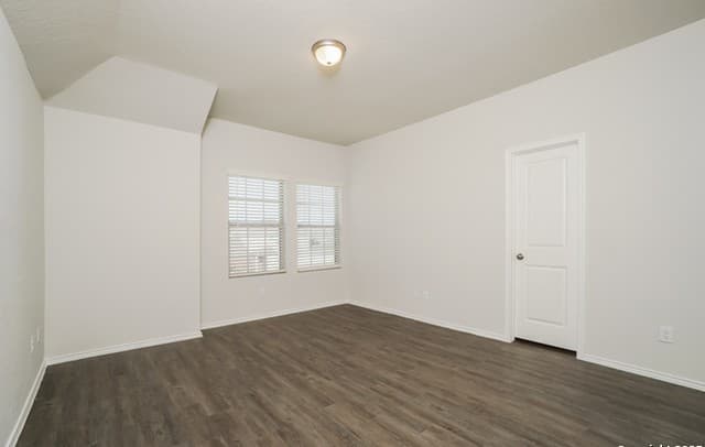 rental at 3811  Somers Crest in San Antonio, TX — photo 4