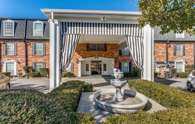 rental at 8401 N New Braunfels Unit 207A in San Antonio, TX — photo 2
