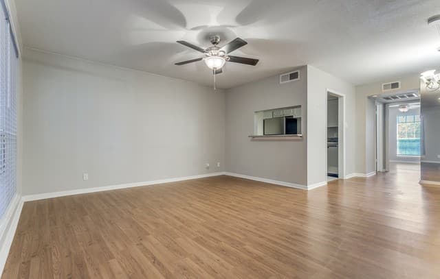 rental at 8401 N New Braunfels Unit 207A in San Antonio, TX — photo 5