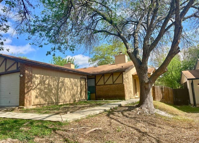 rental at 14506  Woods Hole Dr in San Antonio, TX — photo 2