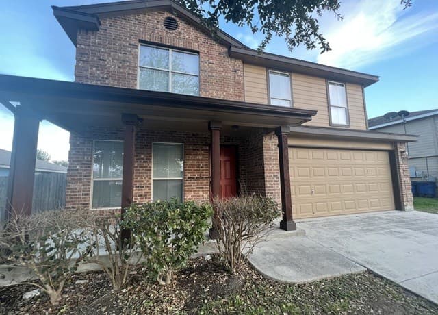 rental at 364  Starling Creek in New Braunfels, TX — photo 2