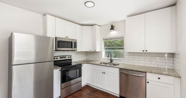 rental at 1824  Katy St in New Braunfels, TX — photo 3