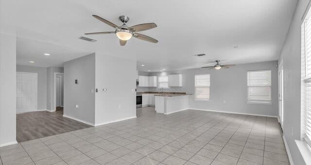 rental at 7435  Primrose Post in San Antonio, TX — photo 5