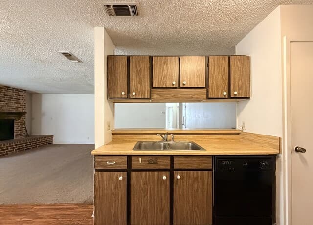 rental at 4915  Sierra Madre Dr in San Antonio, TX — photo 5