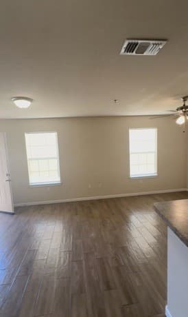 rental at 14838  Lytle Somerset in Lytle, TX — photo 4