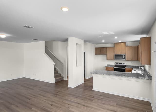 rental at 426  Dakota Creek in New Braunfels, TX — photo 4
