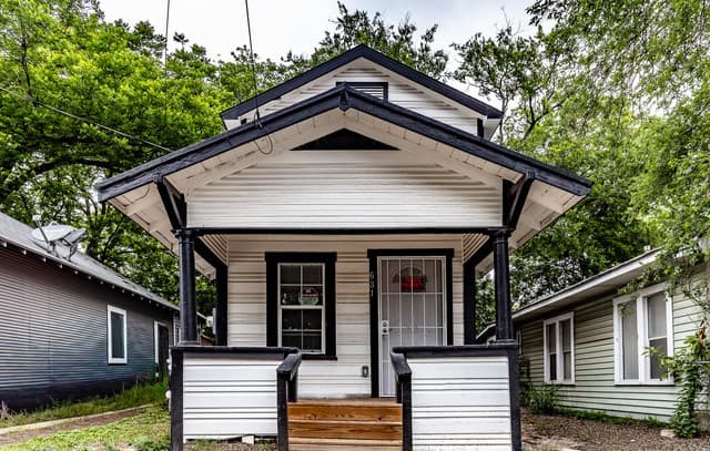 rental at 631  Potomac in San Antonio, TX — photo 2