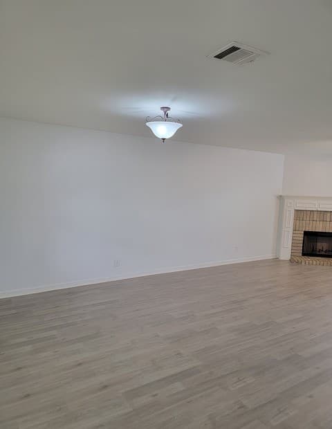 rental at 4023  Wisteria in San Antonio, TX — photo 2