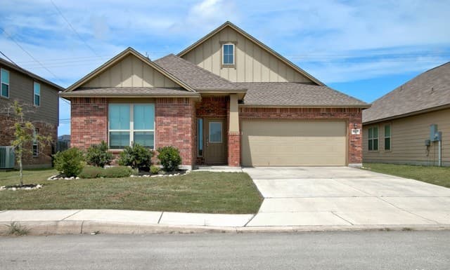 rental at 4315  Roundhay Park in Converse, TX — photo 1