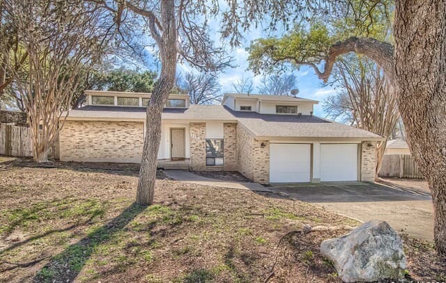 rental at 1114  White Pine St in San Antonio, TX — photo 3