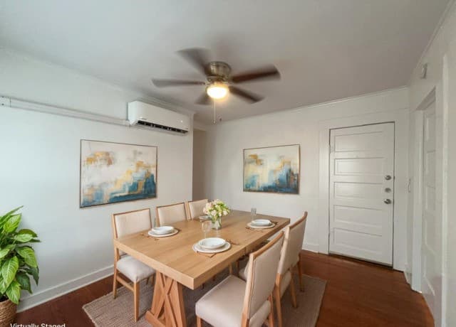 rental at 827  Steves Ave Unit 3 in San Antonio, TX — photo 3