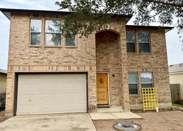 rental at 3710  Candleglenn in San Antonio, TX — photo 2