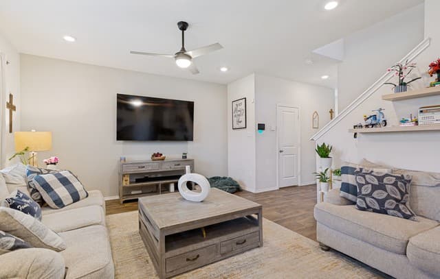 rental at 3434  Angus Xing in San Antonio, TX — photo 4
