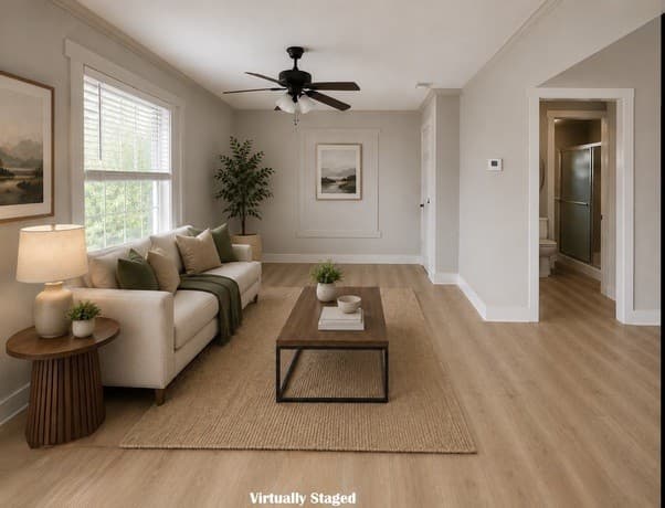 1-bedroom rental at 904 C St Unit 2 in Floresville, TX — photo 1