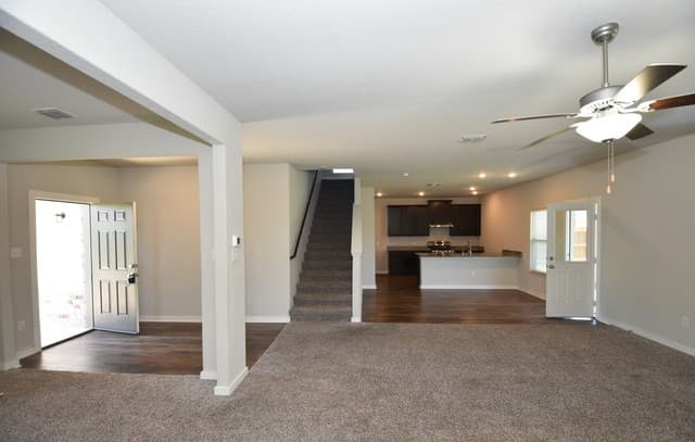 rental at 9111  Spigel Way in Converse, TX — photo 4