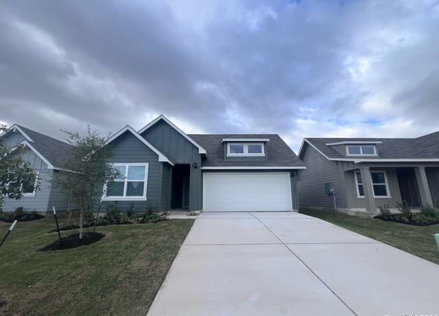 rental at 1644  Layne Loop in New Braunfels, TX — photo 2
