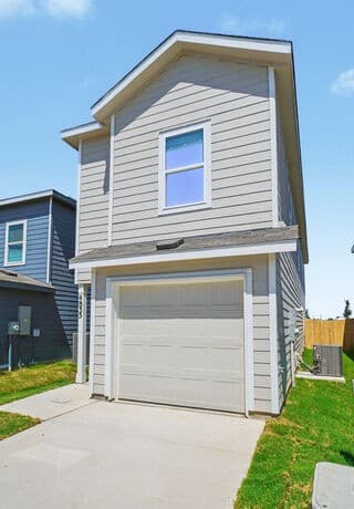rental at 4835  Daisy Blossom in Converse, TX — photo 5