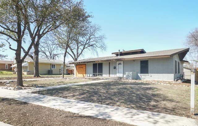 rental at 119  Sullivan Dr in San Antonio, TX — photo 1