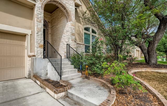 rental at 11338  Ivy Cadence in San Antonio, TX — photo 2