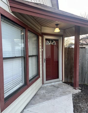 rental at 7027  Elk Trail in San Antonio, TX — photo 3