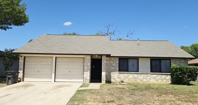 rental at 3043  Timber View in San Antonio, TX — photo 1