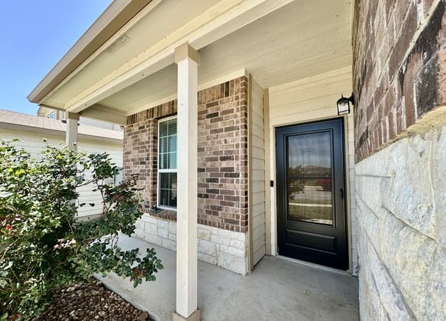 rental at 452  Holly Bush in New Braunfels, TX — photo 5