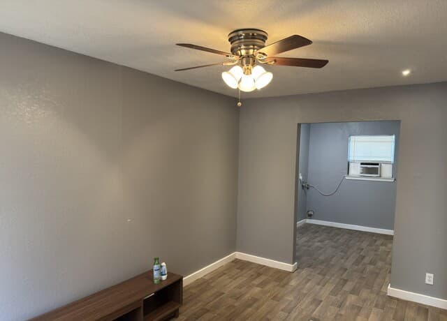 rental at 3614  Neer Unit 7 in San Antonio, TX — photo 5