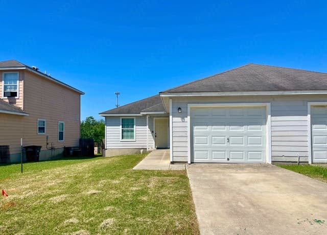 rental at 13031  O'Connor Cove in San Antonio, TX — photo 1