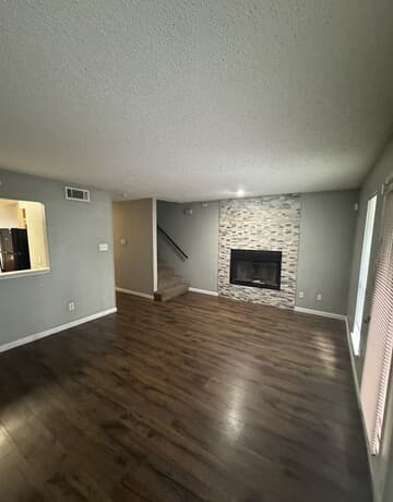2-bedroom rental at 4906 Ali Unit 4 in San Antonio, TX — photo 5