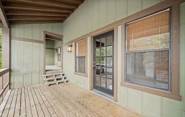 rental at 415  Albany Unit F in Alamo Heights, TX — photo 3