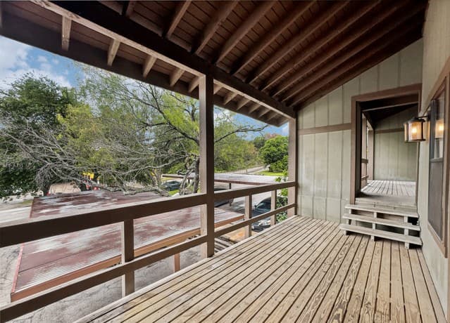 rental at 415  Albany Unit F in Alamo Heights, TX — photo 5